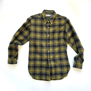 Vintage 70s Pendleton Wool Green and Black Plaid Fireside Shirt